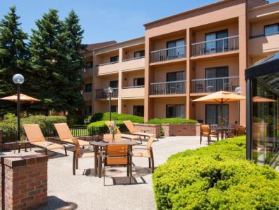 Courtyard Chicago Glenview/northbrook Hotel 3*